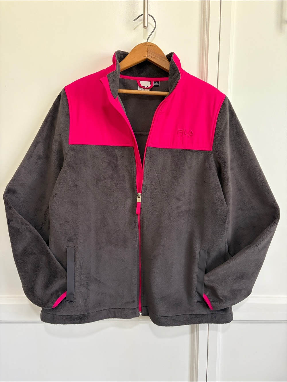 Fila Women’s Charcoal Gray and Hot Pink Zip-Up Fleece Jacket Large